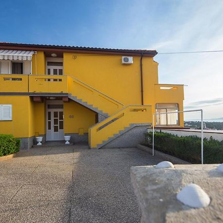 The Manzoni Family 1 Punat Exterior foto